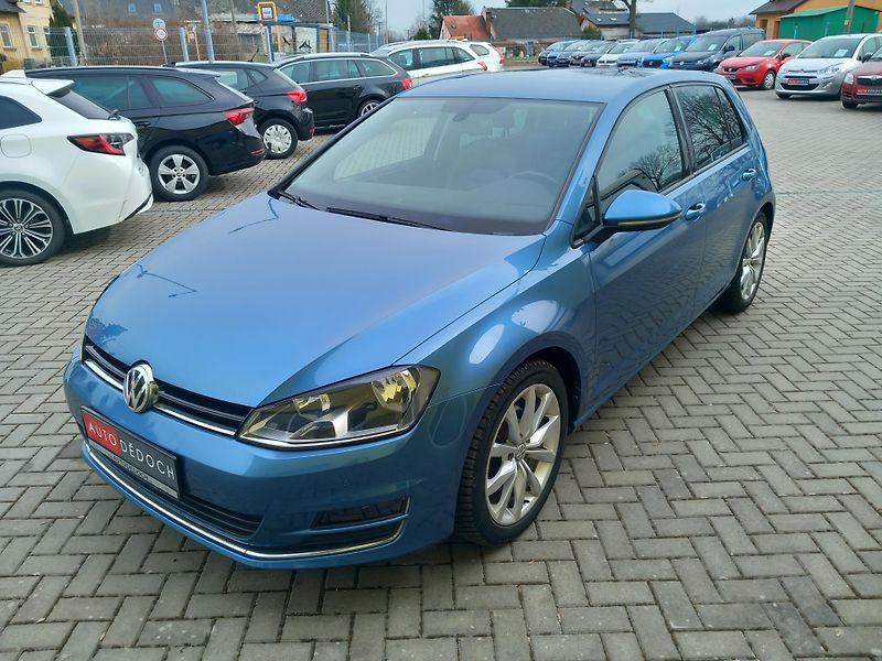Volkswagen Golf (2013) VII 2,0TDi 110kw 1.MAJITEL - fotka 3 z 39