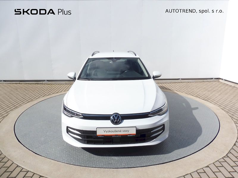 Volkswagen Golf Variant (2024) Life 1,5 TSI 85kW - fotka 4 z 24