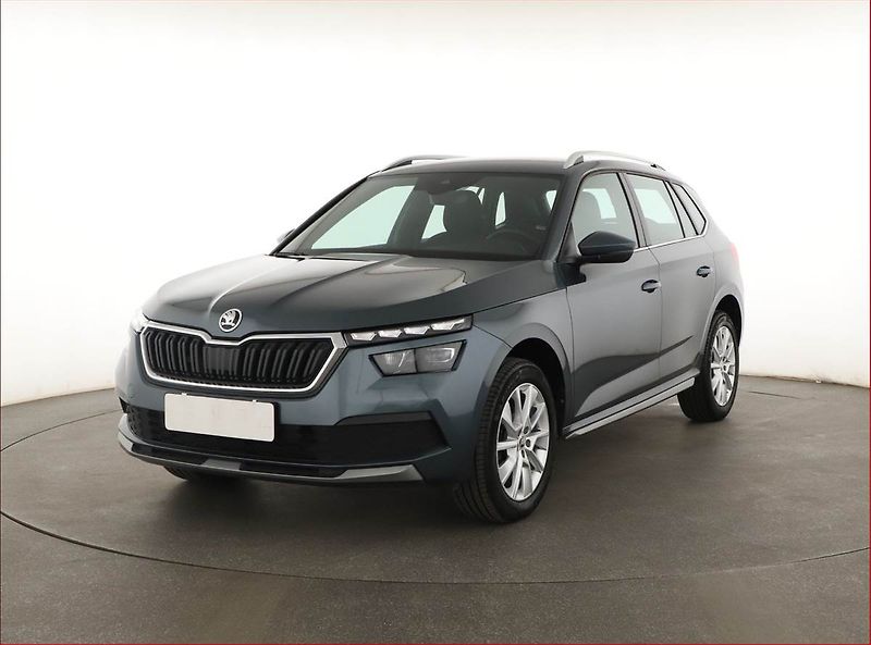 Škoda Kamiq (2021) Style 1.0 TSI - fotka 2 z 15
