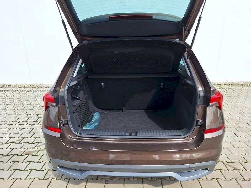 Škoda Kamiq (2020) 1.0 TSI / 85 kW / 7DSG / Style - fotka 10 z 32