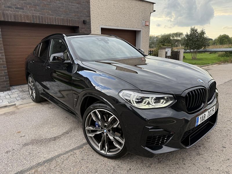 BMW X4 (2021) BMW X4 M40D 250kw 700nm - fotka 2 z 42