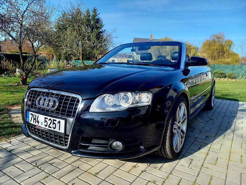 Audi A4 2.0 /103kW - fotka 12 z 16