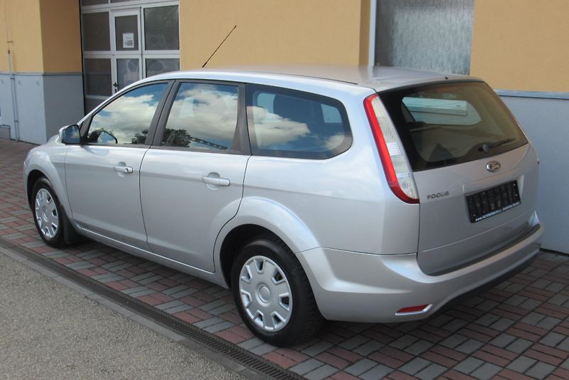Ford Focus 1.4i KLIMA SADA KOL - fotka 2 z 21