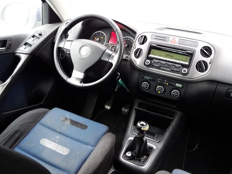 Volkswagen Tiguan 1.4TSI 4Motion Pojízdné na ND - fotka 20 z 48