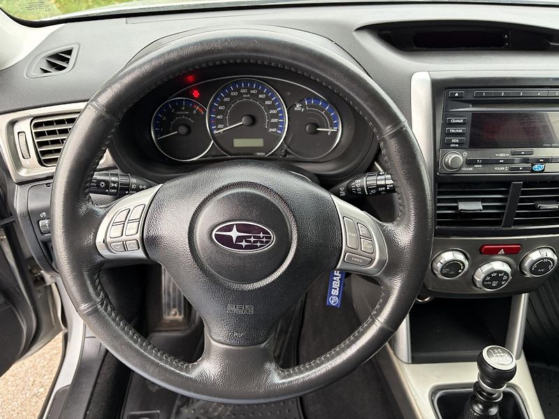 Subaru Forester 2.0 TD-E - fotka 14 z 17