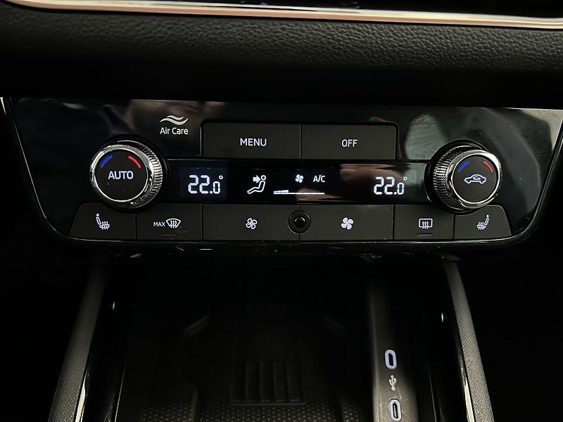 Škoda Kamiq 1.0 TS Top selection - fotka 12 z 23