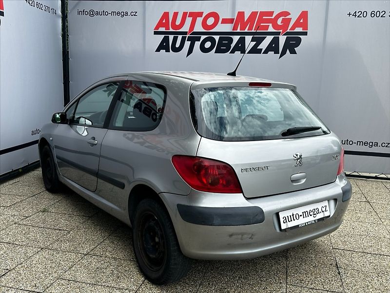 Peugeot 307 1.6 80kW - fotka 8 z 30