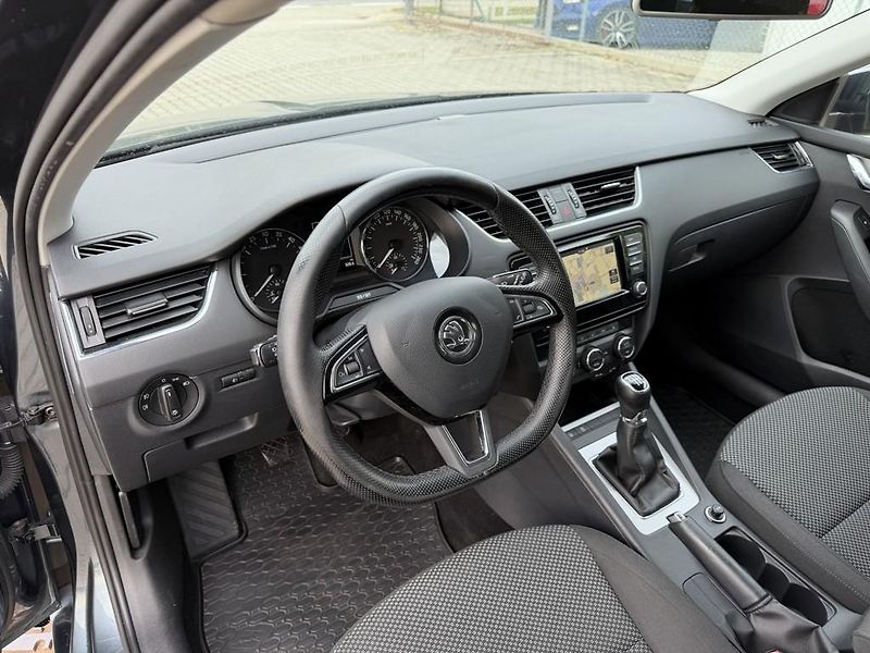 Škoda Octavia 2.0 TDI 110 kW servisní knížka - fotka 13 z 20