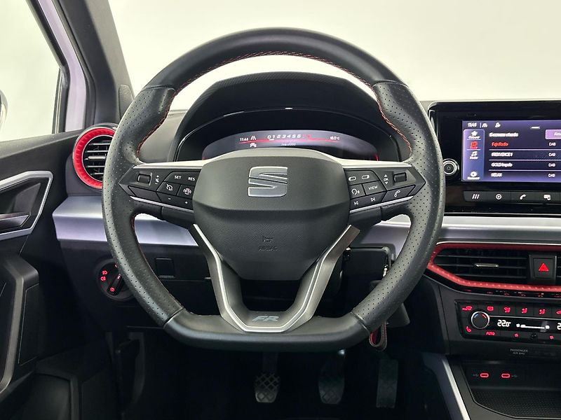 Seat Arona FR - fotka 18 z 27