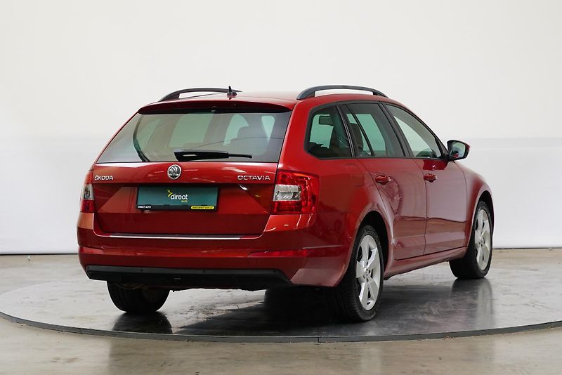 Škoda Octavia - fotka 2 z 25