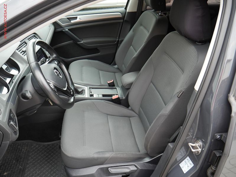 Volkswagen Golf (2014) 1.2TSi, Comfortline - fotka 9 z 16