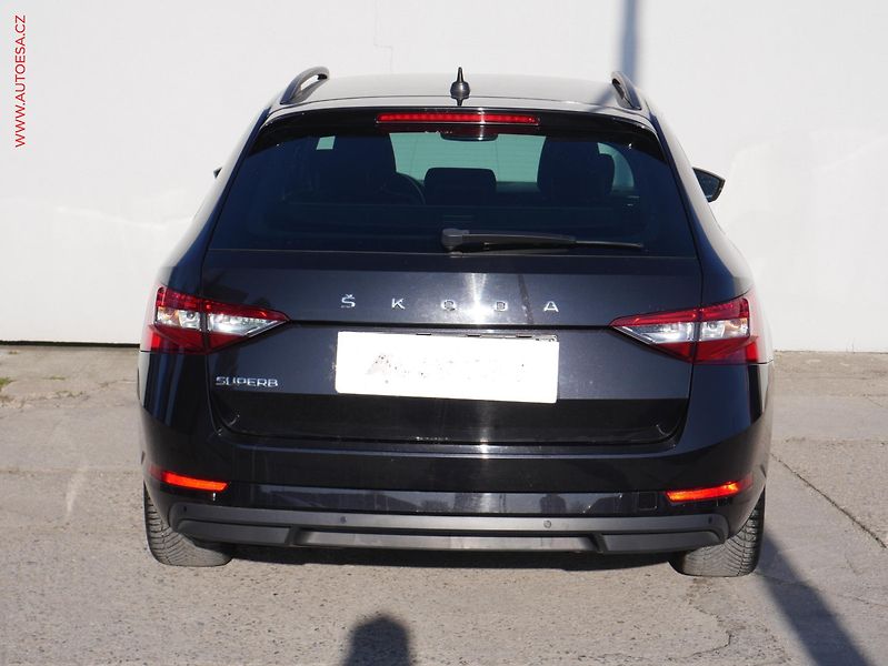 Škoda Superb (2019) 2.0 TDi, Ambition, navi, LED - fotka 5 z 19