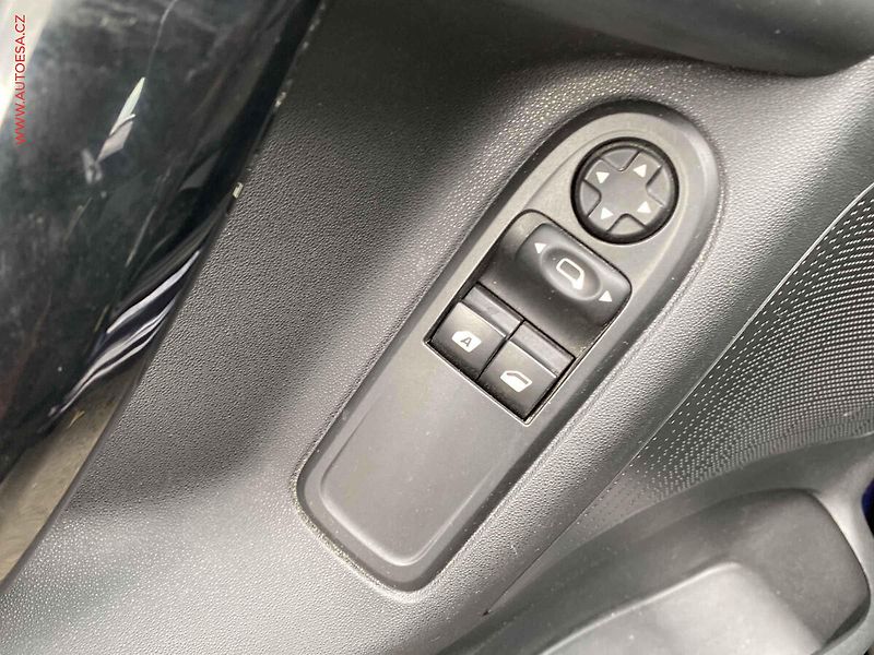 Citroën C3 (2015) 1.2i, Feel - fotka 13 z 15