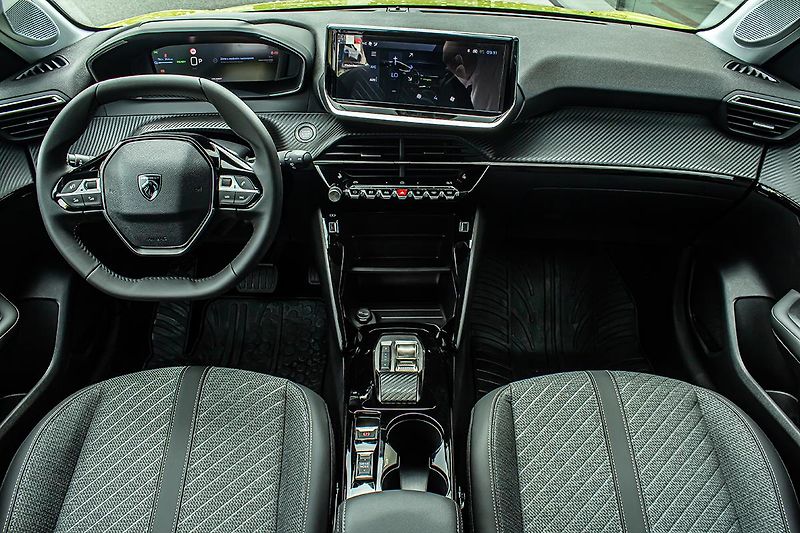 Peugeot 208 (2026) ALLURE Elektromotor 100 - fotka 17 z 19