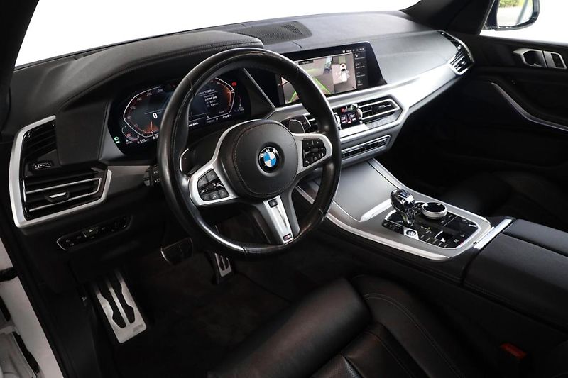 BMW X5 xDrive30d - fotka 5 z 30