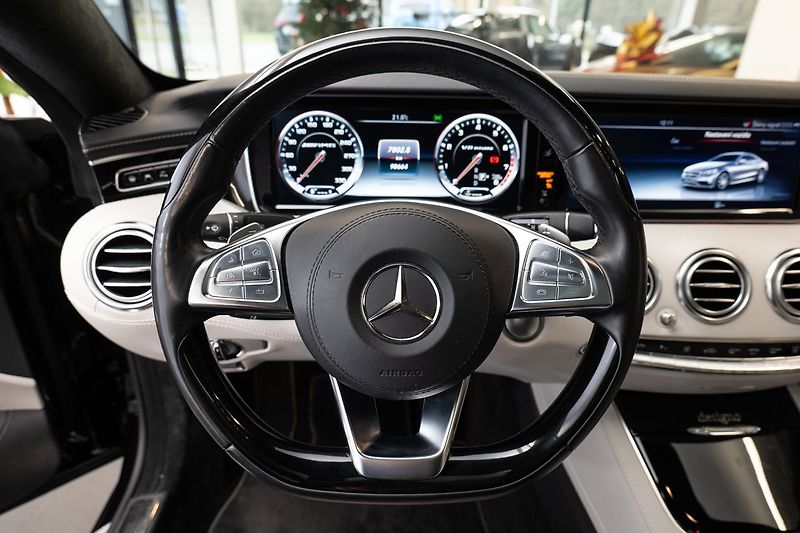Mercedes-Benz Třídy S 4MATIC coupé - fotka 6 z 24