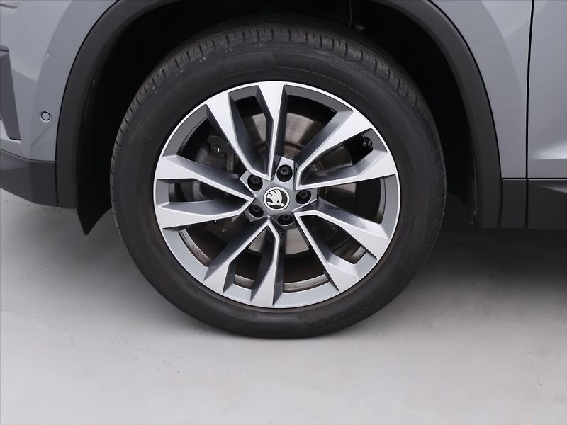 Škoda Kodiaq 2,0 TDI 147kW 4x4 DSG Tour DPH - fotka 27 z 34
