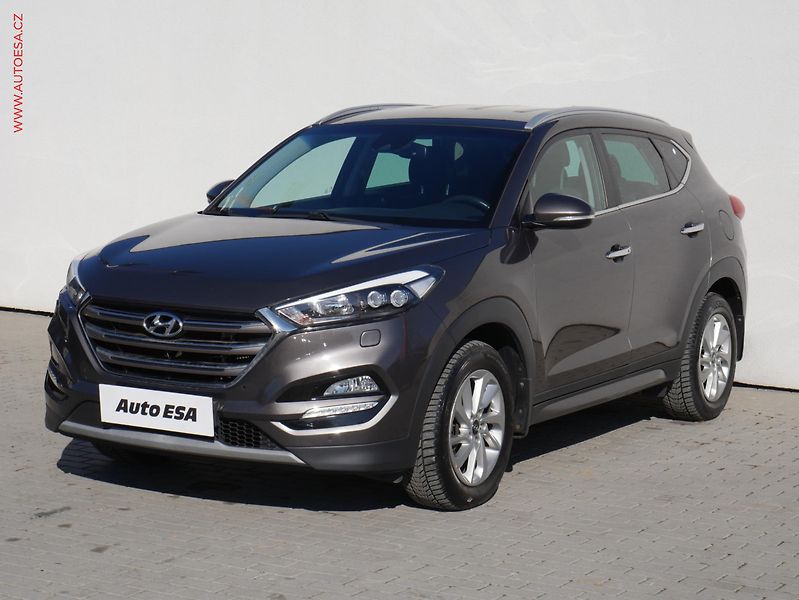 Hyundai Tucson (2016) 2.0CRDi 4x4, 1.maj,ČR, Navi - fotka 3 z 19