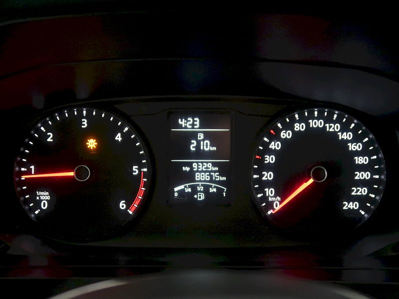 Volkswagen Transporter (2017) T6 2.0TDI 75KW TAŽNÉ - fotka 18 z 29