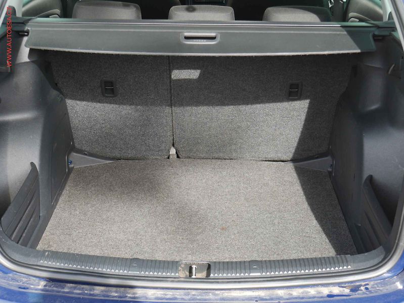 Škoda Fabia (2013) 1.2 TSi, ČR, Ambition, AC - fotka 7 z 15
