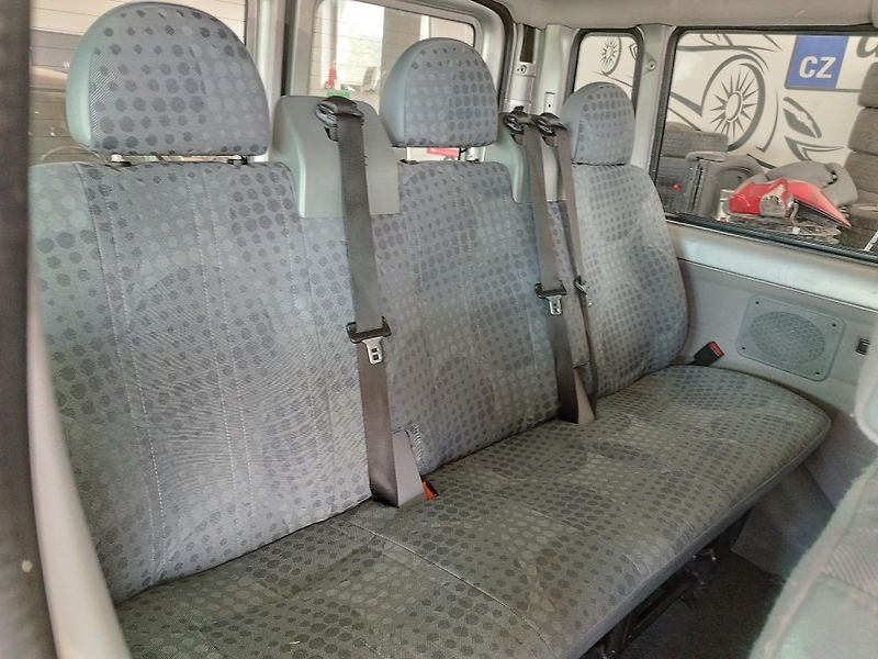 Ford Transit (2010) 2.2,85kW,KLIM.,9MÍST,TAŽ.ZAŘ. - fotka 13 z 27