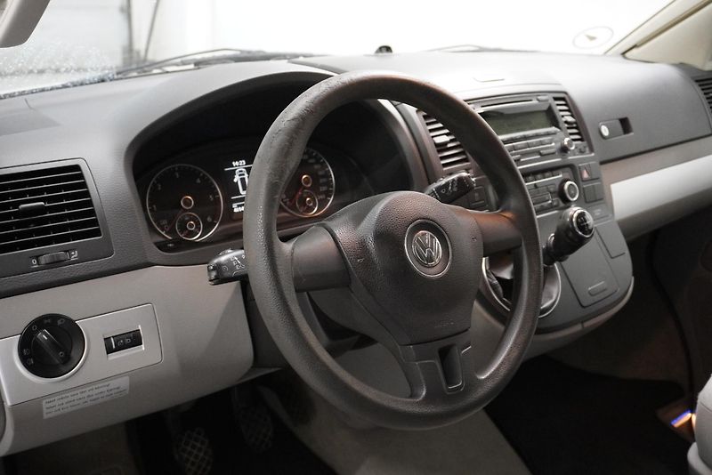 Volkswagen Transporter 2.0TDi CALIFORNIA kuchyň/spaní - fotka 11 z 37