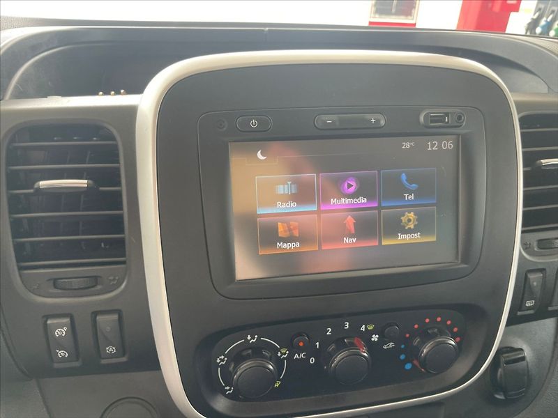 Fiat Talento 1,6 MultiJet LONG 8míst Klima - fotka 16 z 34