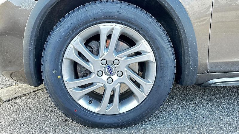 Volvo V60 (2016) D4 CROSSCOUNTRY 140KW AUTOMAT - fotka 21 z 26