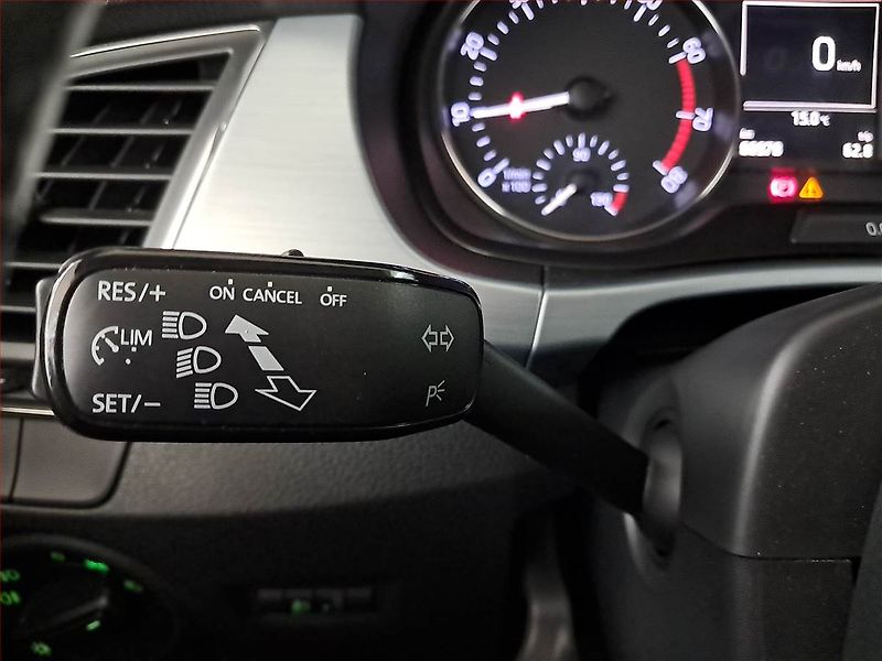 Škoda Fabia (2016) 1.2 TSI, Navi, Tempomat - fotka 18 z 19