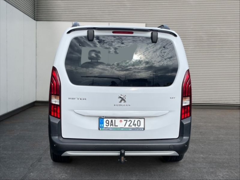 Peugeot Rifter 1,5 BHDi 130 GT Long - fotka 5 z 11