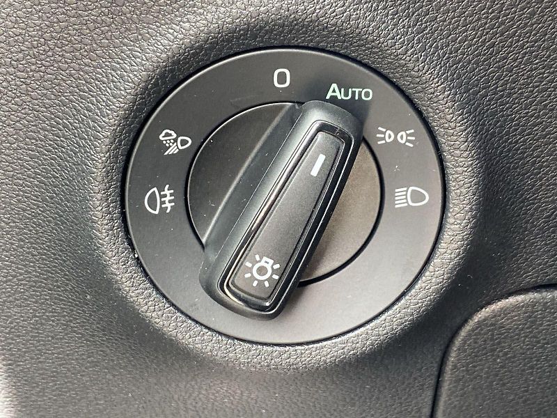 Škoda Karoq (2026) 2.0 TDI 4x4 DSG SportLine - fotka 21 z 38