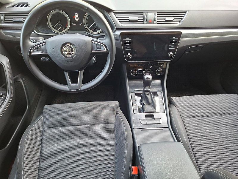 Škoda Superb (2019) 2.0TDI 140kW DSG -NOVÉ V ČR - fotka 12 z 19