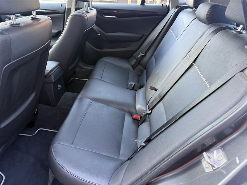 BMW X1 2,0 20d xDrive NAVI XENON - fotka 17 z 37