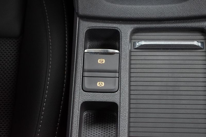 Škoda Octavia 2.0 TDI STYLE*KESSY*DPH*ČR 1.M - fotka 21 z 41
