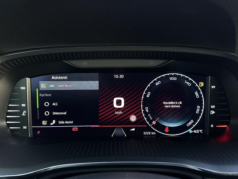 Škoda Octavia RS 2.0 TSi 180kW Matrix-LED V. - fotka 22 z 52