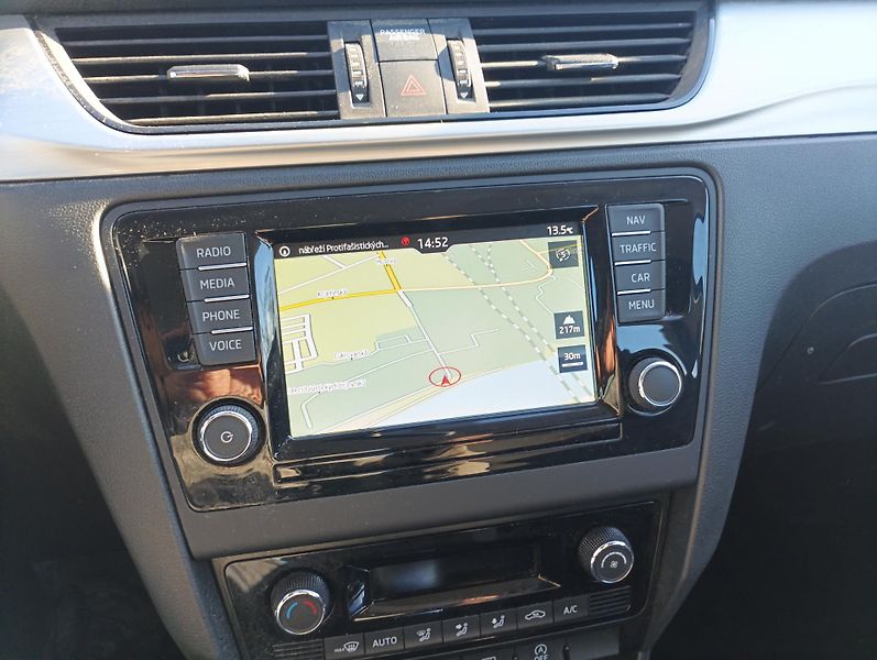 Škoda Rapid (2018) 1.4 Tsi / 92 kW automat - fotka 8 z 17