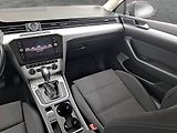 Volkswagen Passat (2017) 2.0 TDI, Automat, Tempomat - náhled 8