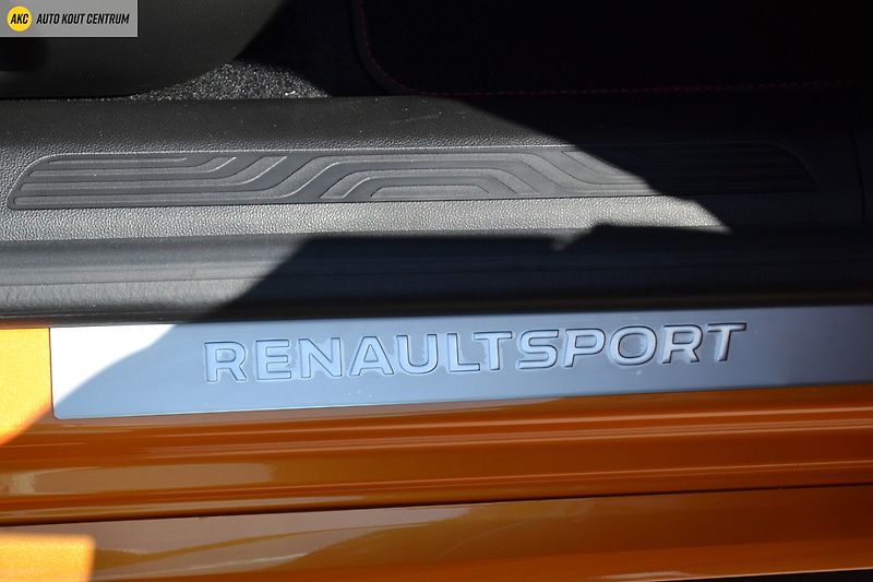 Renault Mégane R.S. TROPHY 1.8TCE 300 EDC - fotka 16 z 54