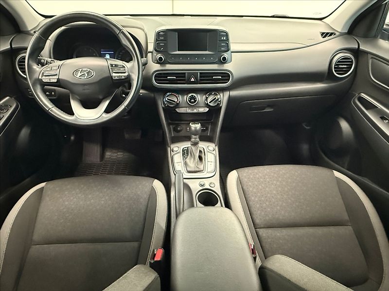 Hyundai Kona 1,6 T-GDI COMFORT 4X4 AT - fotka 7 z 18