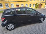 Mercedes-Benz Třídy B B180 i   1,7 - náhled 11