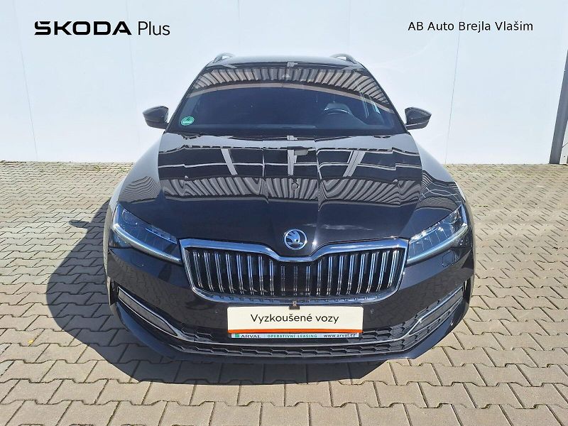 Škoda Superb (2023) COMBI / 2.0TDI / 140 kW / 7DSG - fotka 4 z 31