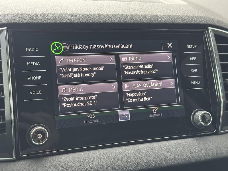 Škoda Karoq (2018) 1.5TSi MAN Style+ Kessy, tažné - fotka 34 z 52