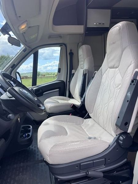 Fiat Ducato (2019) Bürstner BT 6905 - fotka 22 z 22
