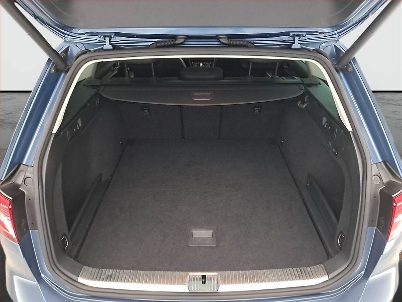 Volkswagen Passat (2018) Highline 2.0 TDI, 4X4 - fotka 14 z 26