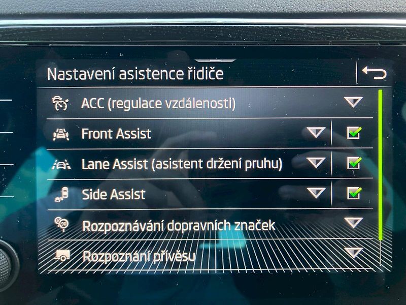 Škoda Superb (2024) 2.0 TDI / 110 kW DSG Style Plu - fotka 24 z 30