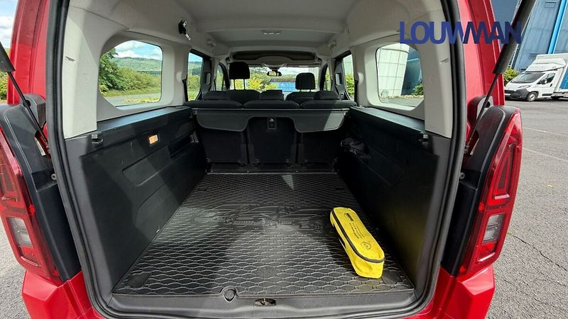 Opel Combo 1.5D LIFE - fotka 21 z 26