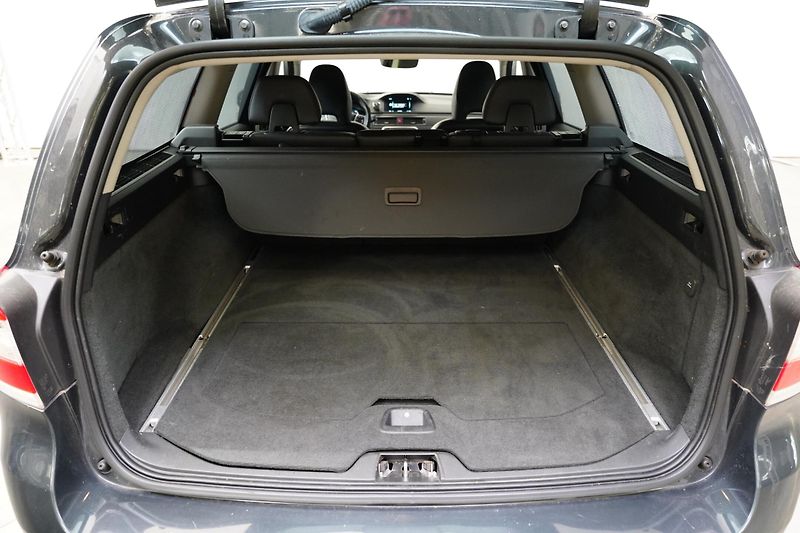 Volvo V70 - fotka 11 z 13