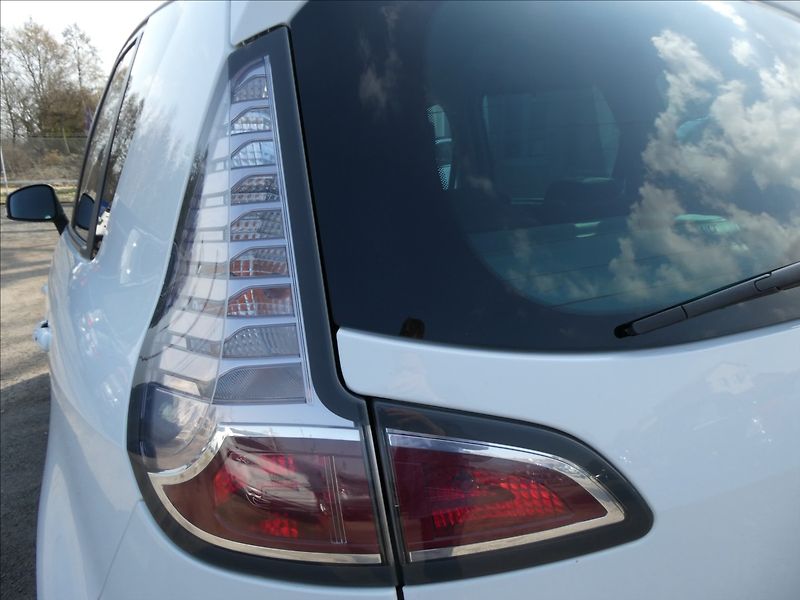 Renault Scénic 1,5 dCi 81kW Limited,AUTOMAT,n - fotka 11 z 44