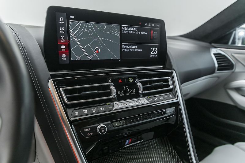 BMW M8 Competition*Carbon*B&W - fotka 20 z 44