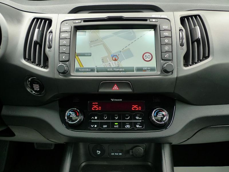 Kia Sportage 2,0 CRDi HP 4x4 135kW Automat - fotka 33 z 45